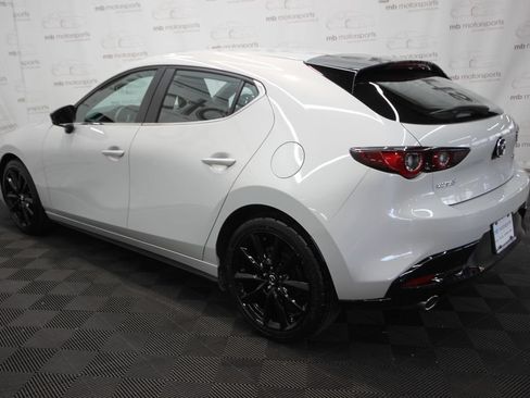 Used 2024 MAZDA MAZDA3 s FWD image 3