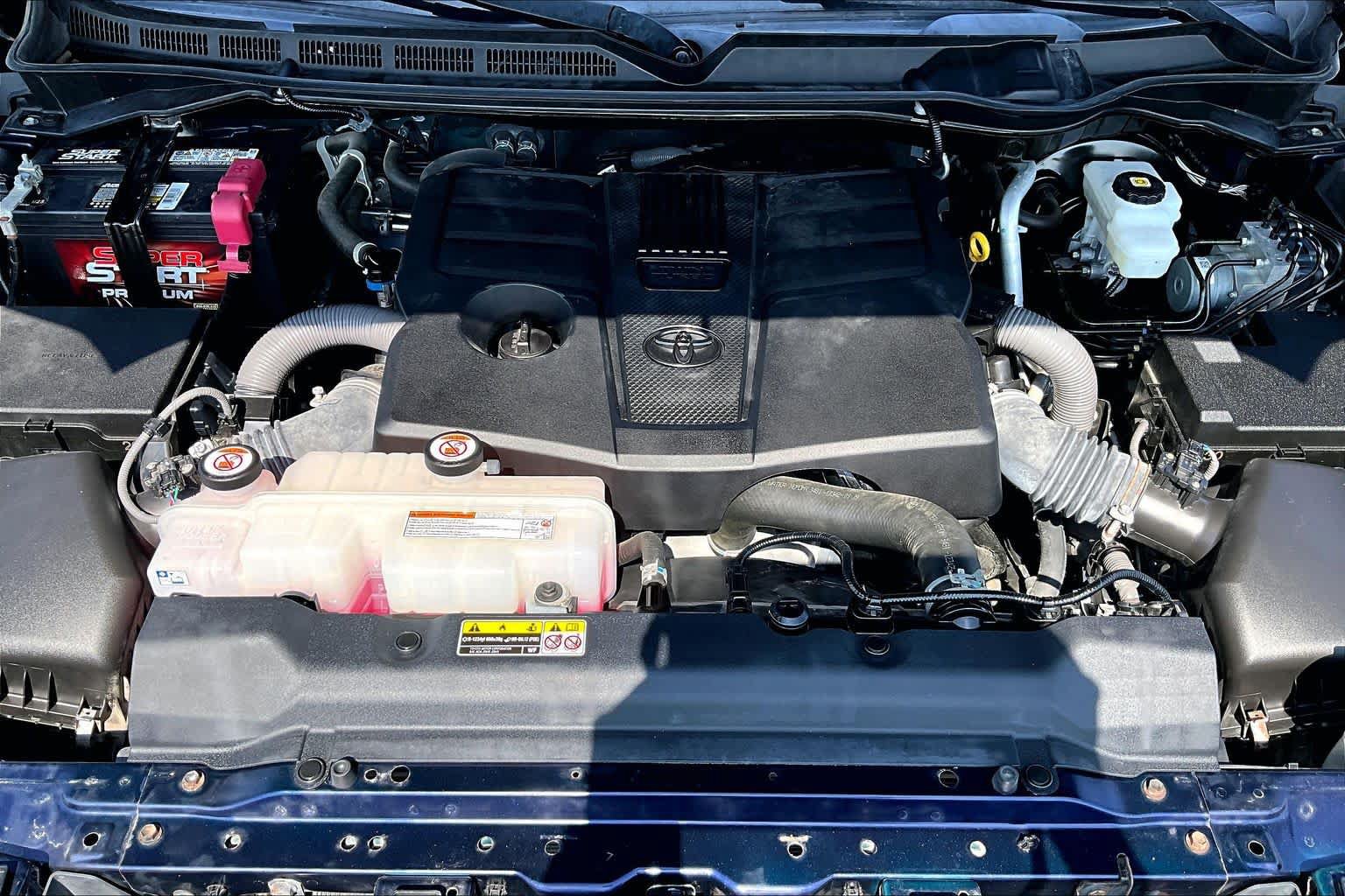 Used 2022 Toyota Tundra Platinum RWD image 60
