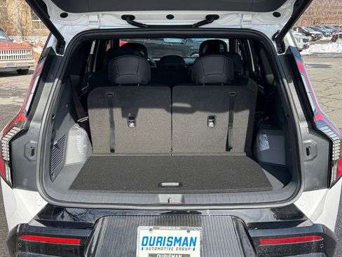 New 2026 Kia EV9 Land w/ Nightfall Edition Package image 30