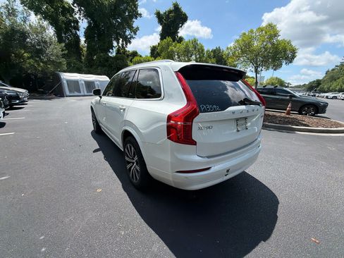 Used 2023 Volvo XC90 B5 Core w/ Protection Package Premier AWD/4WD image 11