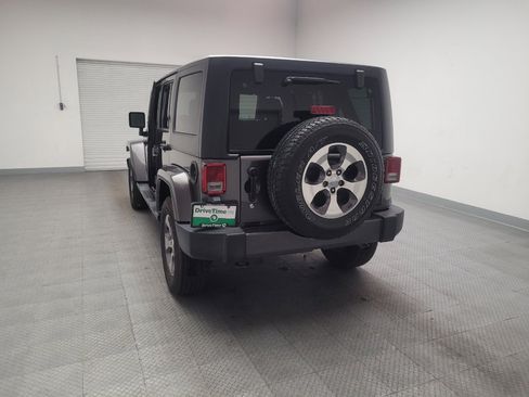 Used 2016 Jeep Wrangler Unlimited Sahara w/ Connectivity Group image 6