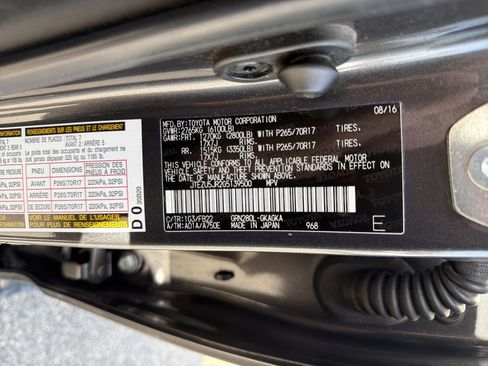 Used 2016 Toyota 4Runner SR5 image 34