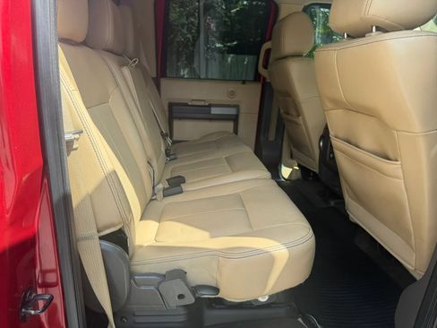 Used 2015 Ford F250 Lariat w/ Lariat Interior Package AWD/4WD image 11