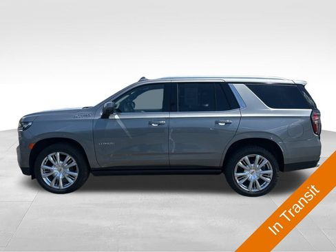 Used 2022 Chevrolet Tahoe High Country AWD/4WD image 3