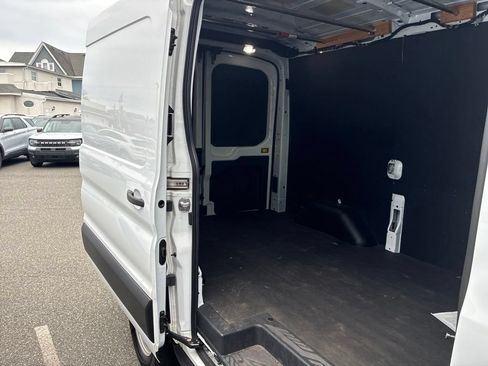 Used 2023 Ford Transit 250 Medium Roof w/ Load Area Protection Package RWD image 11