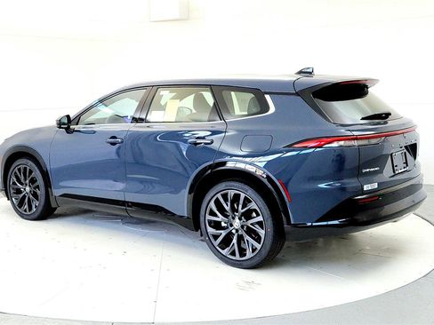 New 2026 Toyota Crown Signia AWD/4WD image 4