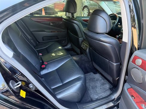 Used 2010 Lexus LS 460 RWD image 20