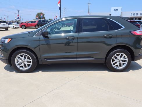 Used 2024 Ford Edge SEL w/ Convenience Package AWD/4WD image 6