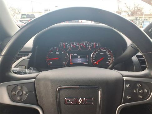 Used 2016 GMC Yukon SLE w/ HD Trailering Package image 19