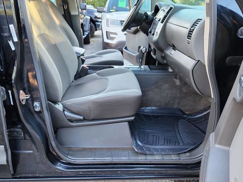 Used 2014 Nissan Xterra S image 40