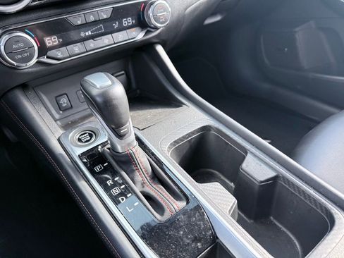 Used 2024 Nissan Sentra SR w/ SR Premium Package image 22