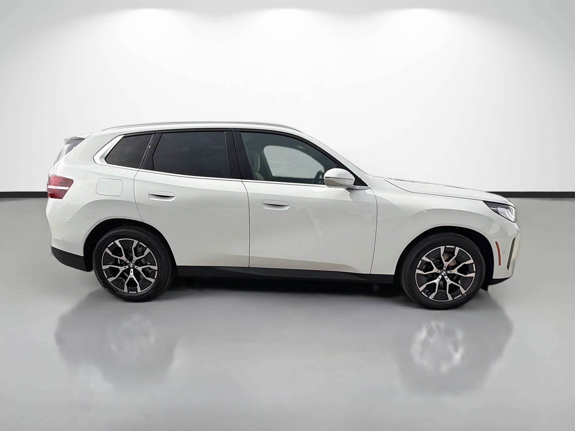 New 2026 BMW X3 xDrive30i w/ Convenience Package AWD/4WD image 2