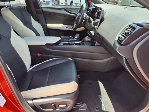 Used 2023 Lexus NX 350 AWD image 12