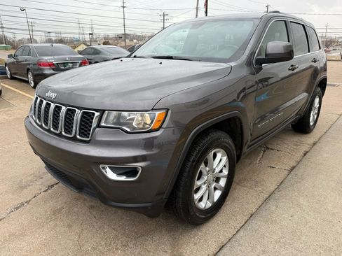Used 2021 Jeep Grand Cherokee Laredo X image 5