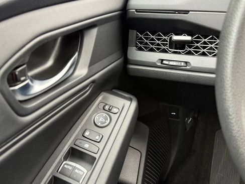 Certified 2025 Honda Accord SE image 24