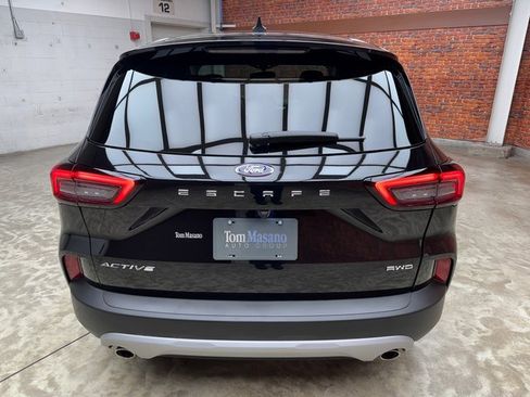Certified 2025 Ford Escape Active w/ Cold Weather Package image 4