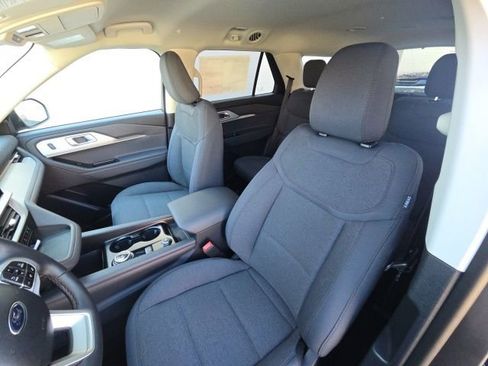 New 2026 Ford Explorer Active image 15