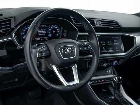 Certified 2023 Audi Q3 2.0T Premium Plus w/ Premium Plus Package AWD/4WD image 11