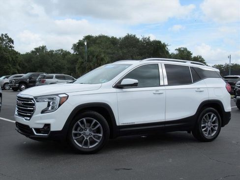 Certified 2023 GMC Terrain SLT w/ Tech Package image 2