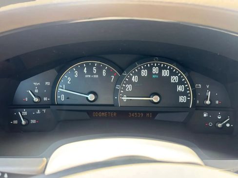 Used 2005 Cadillac XLR RWD image 14