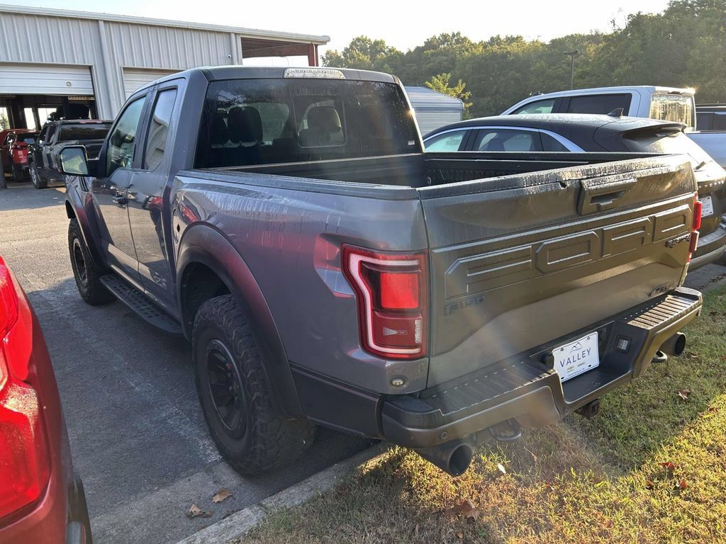 Used 2018 Ford F150 Raptor w/ Equipment Group 802A Luxury AWD/4WD image 5