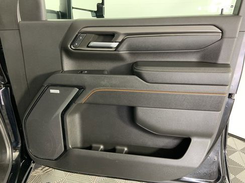 Used 2024 GMC Sierra 2500 AT4 w/ AT4 Premium Plus Package image 25