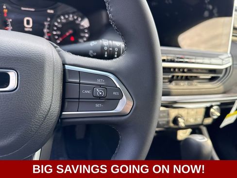 New 2026 Jeep Compass Latitude image 28