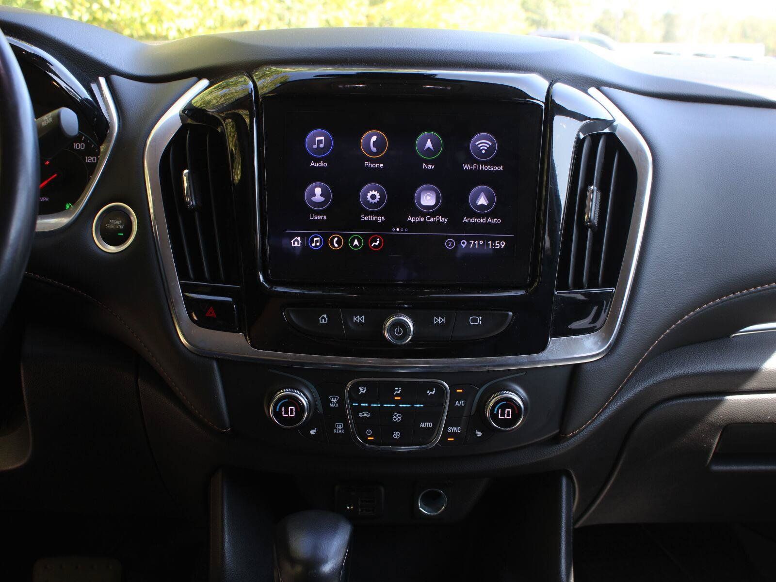 Used 2021 Chevrolet Traverse RS w/ LPO, Floor Liner Package AWD/4WD image 13