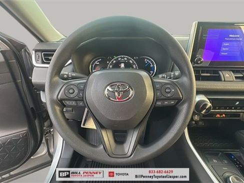 New 2025 Toyota RAV4 XLE image 17