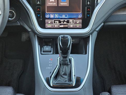 Certified 2022 Subaru Outback Premium image 18