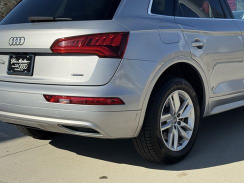 Used 2020 Audi Q5 2.0T Premium w/ Convenience Package image 15