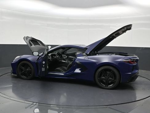 Used 2026 Chevrolet Corvette Stingray Coupe w/ 1LT RWD image 36