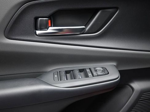 New 2026 Toyota Prius XLE image 17