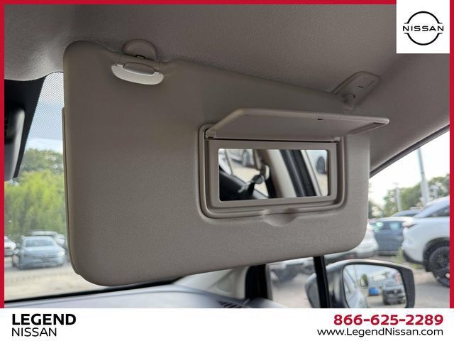 Used 2025 Nissan Versa SR w/ Trunk Package FWD image 29