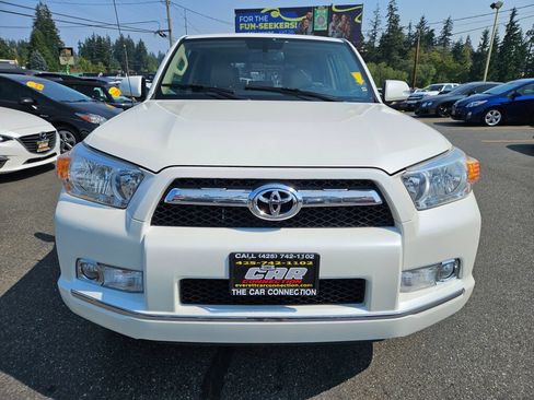 Used 2012 Toyota 4Runner Limited AWD/4WD image 2