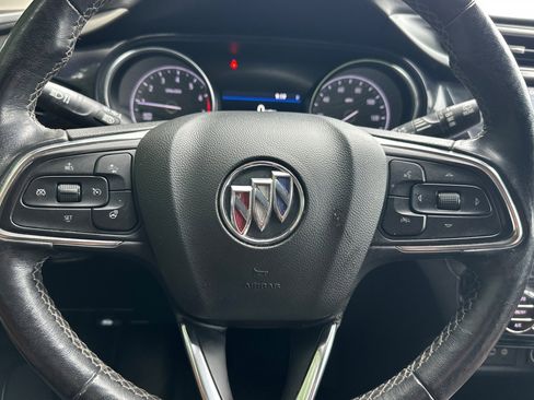 Used 2021 Buick Encore GX Essence w/ Experience Buick Package image 23