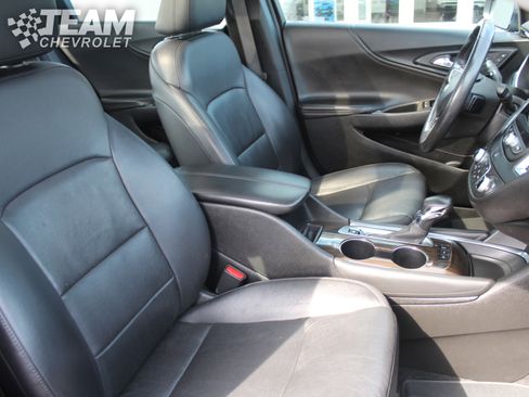 Certified 2022 Chevrolet Malibu Premier image 29