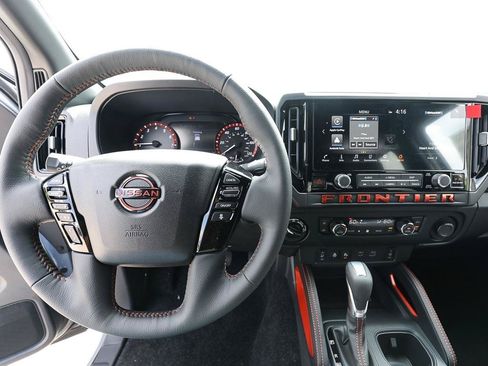 New 2026 Nissan Frontier PRO-4X w/ Pro-4x Convenience Package AWD/4WD image 11