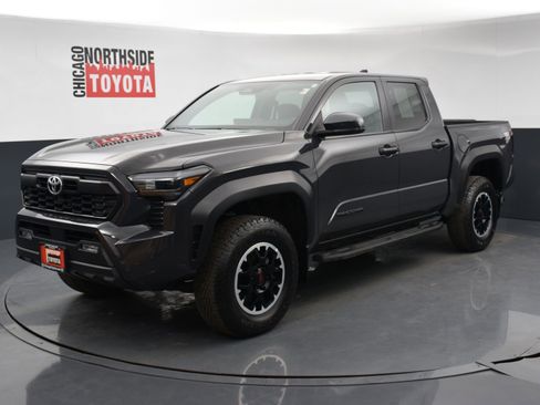 Used 2024 Toyota Tacoma TRD Off-Road image 8