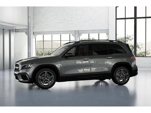 New 2026 Mercedes-Benz GLB 250 4MATIC image 35