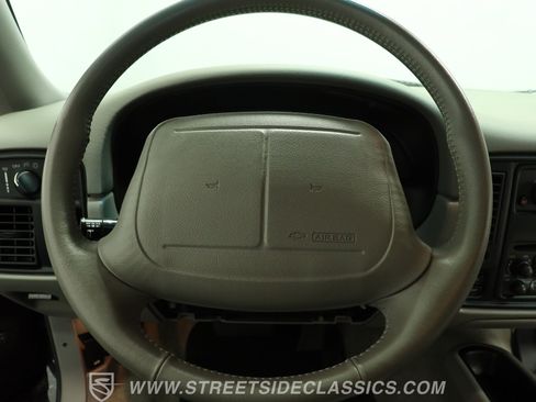 Used 1996 Chevrolet Impala SS RWD image 37