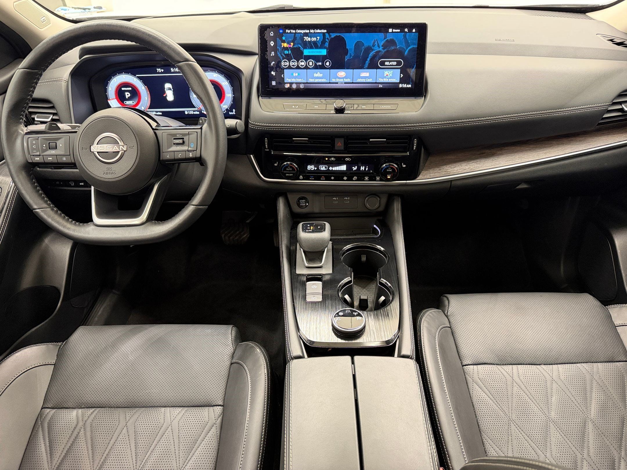 Used 2024 Nissan Rogue Platinum w/ Platinum Premium Package AWD/4WD image 15