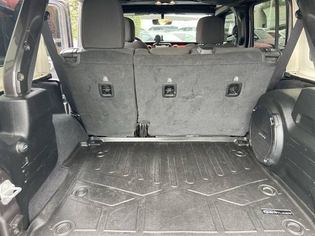 Used 2021 Jeep Wrangler Unlimited Rubicon AWD/4WD image 22