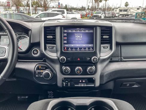 Used 2021 RAM 1500 Big Horn image 19