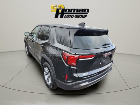 Used 2025 GMC Terrain Elevation image 3