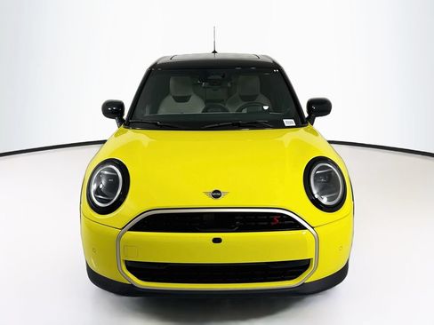 Used 2025 MINI Cooper S FWD image 2