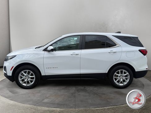 Used 2022 Chevrolet Equinox LT AWD/4WD image 4