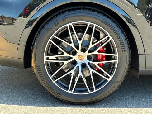 New 2026 Porsche Cayenne S AWD/4WD image 42