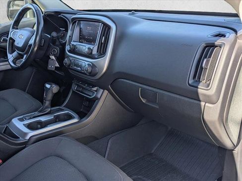 Used 2019 Chevrolet Colorado LT w/ Colorado RST Special Edition image 21