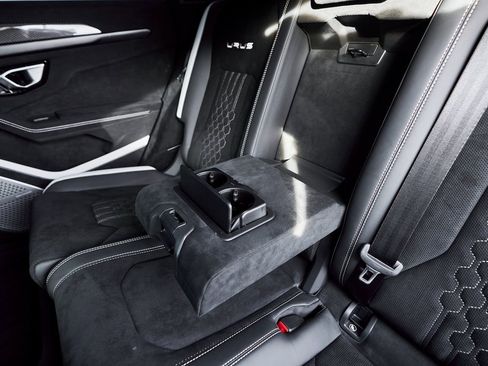 Used 2024 Lamborghini Urus Performante image 53